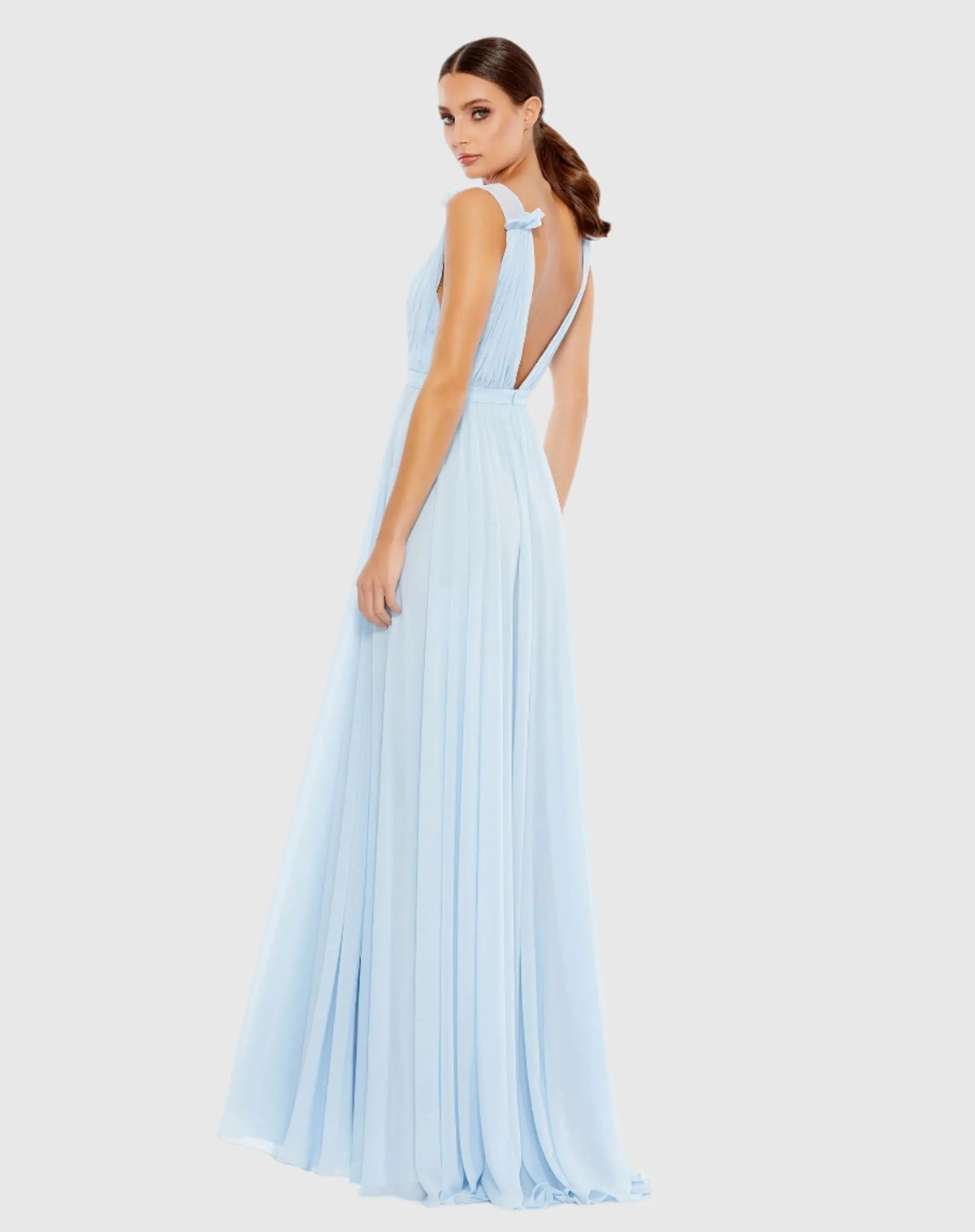Petite Blue Pleated Chiffon Sleeveless V-Neck Gown