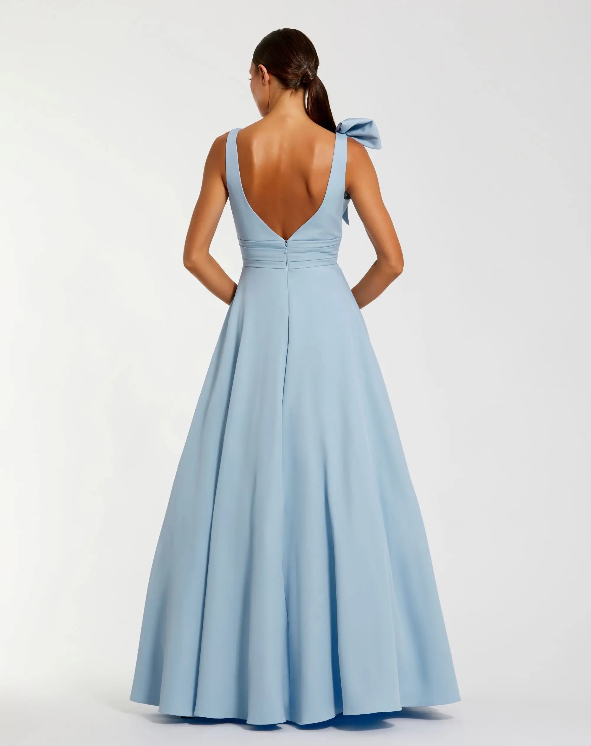 Petite Light Blue Sleeveless Plunge Neck Ball Gown With Bow Detail